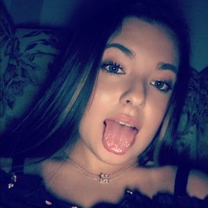 Meet your Posher, Cameryn